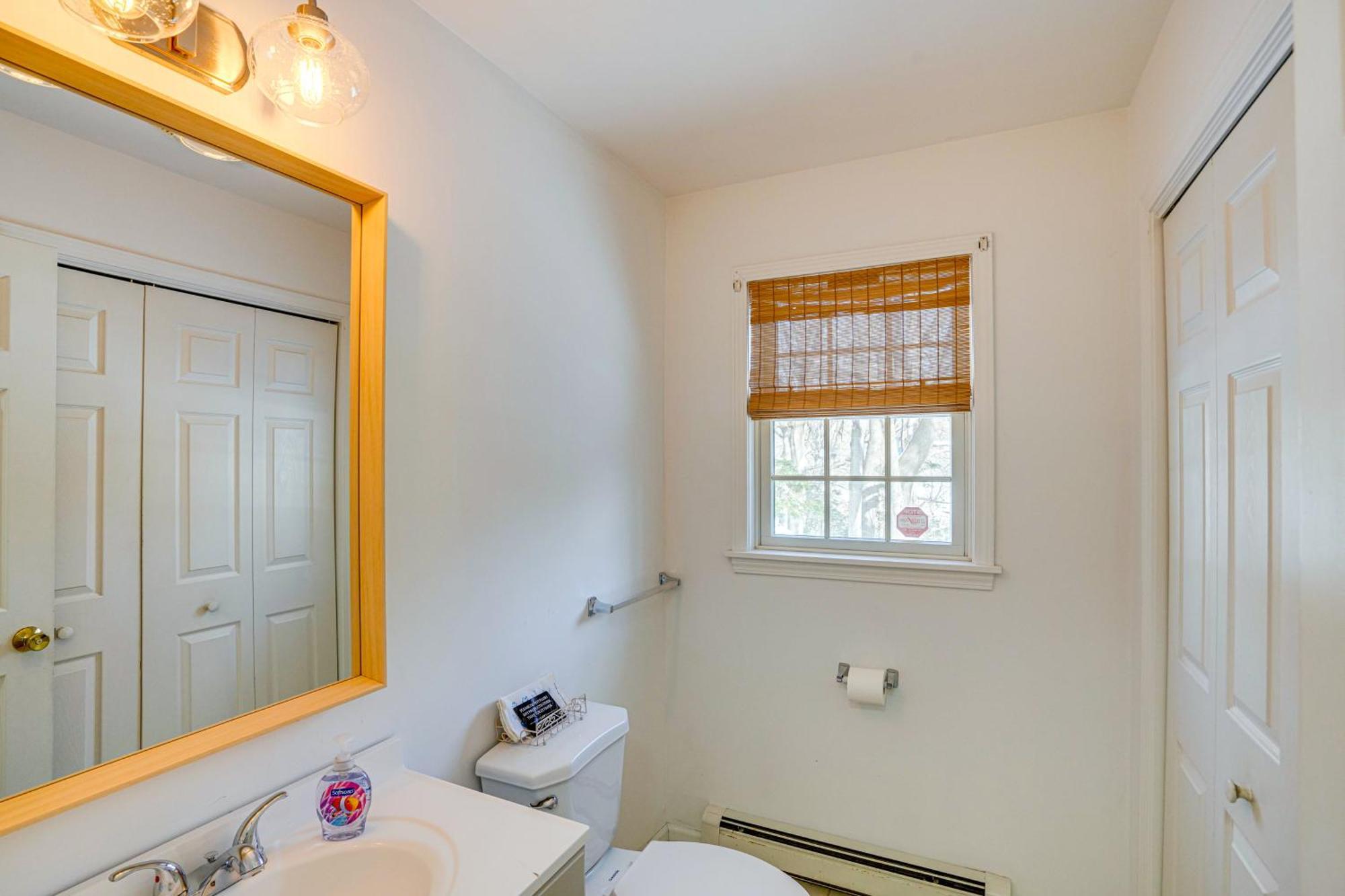 Private Guest House In Dtwn Lenox, Walk To Dining! Eksteriør billede