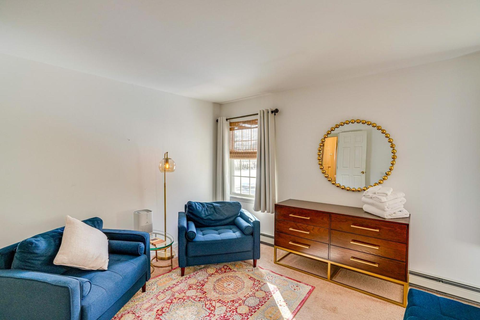 Private Guest House In Dtwn Lenox, Walk To Dining! Eksteriør billede
